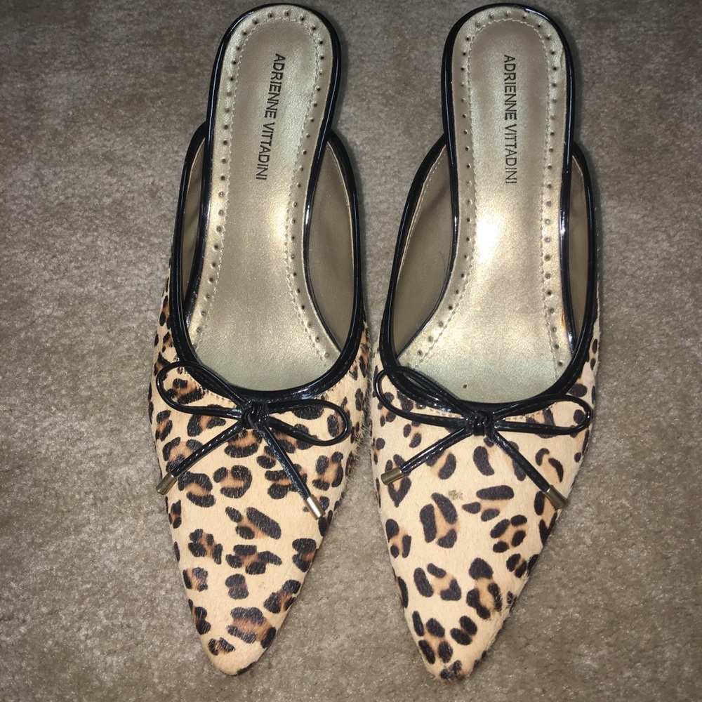 Animal print mules Adrienne Vitadini Size 8